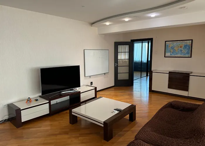 Formula 1 View Apartment In City Center