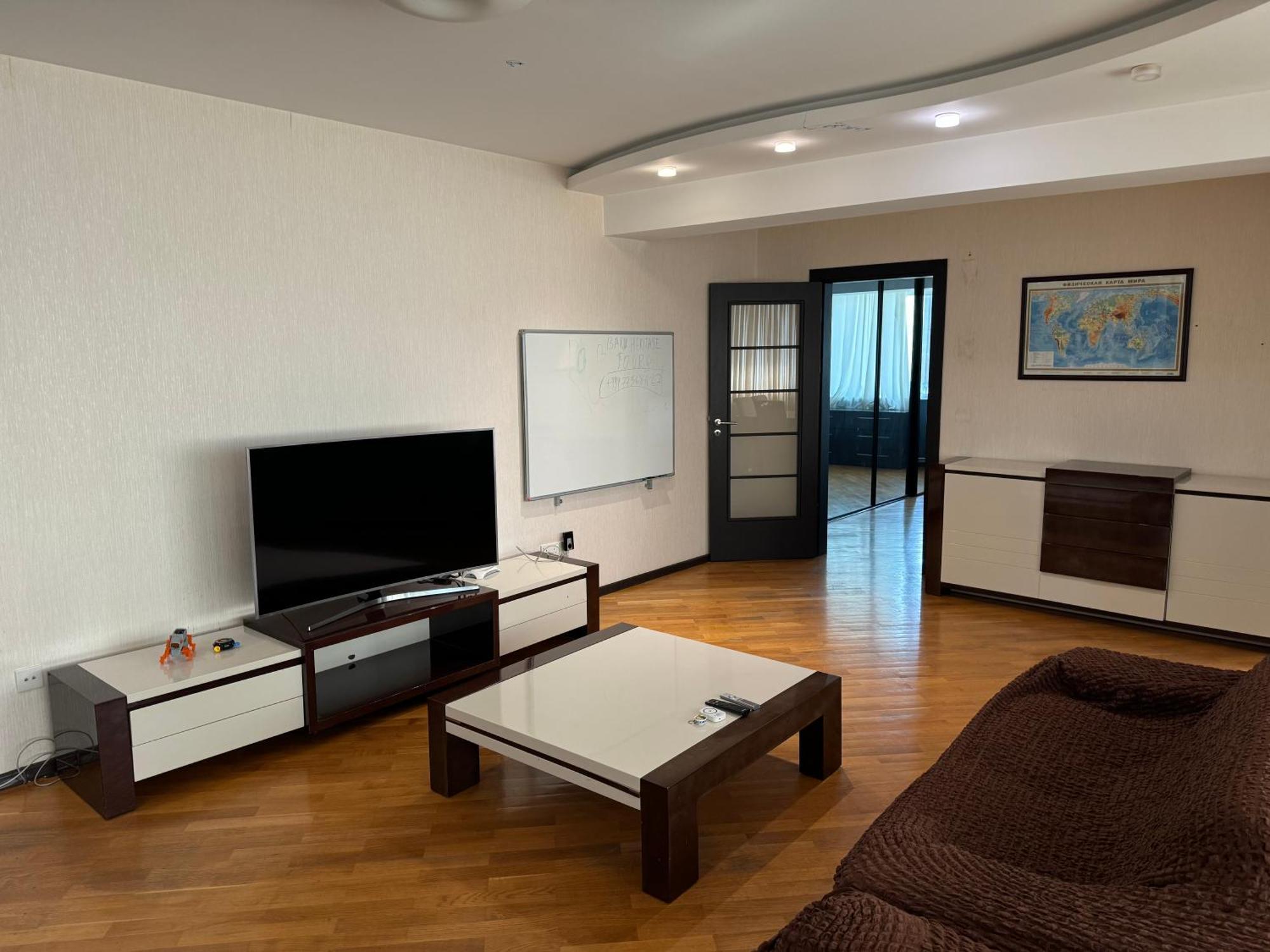 Formula 1 View In Center Apartment *
