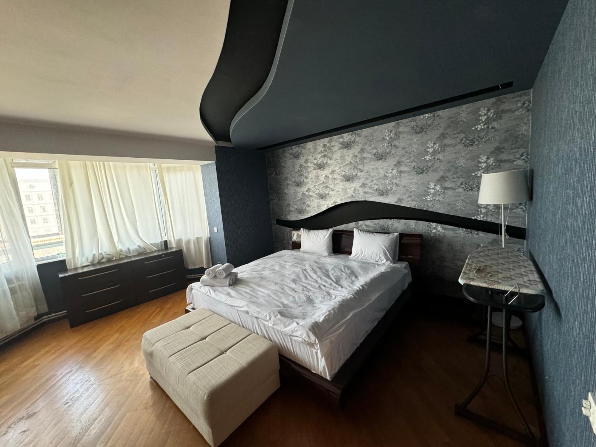 Apartment Formula 1 View In Center
